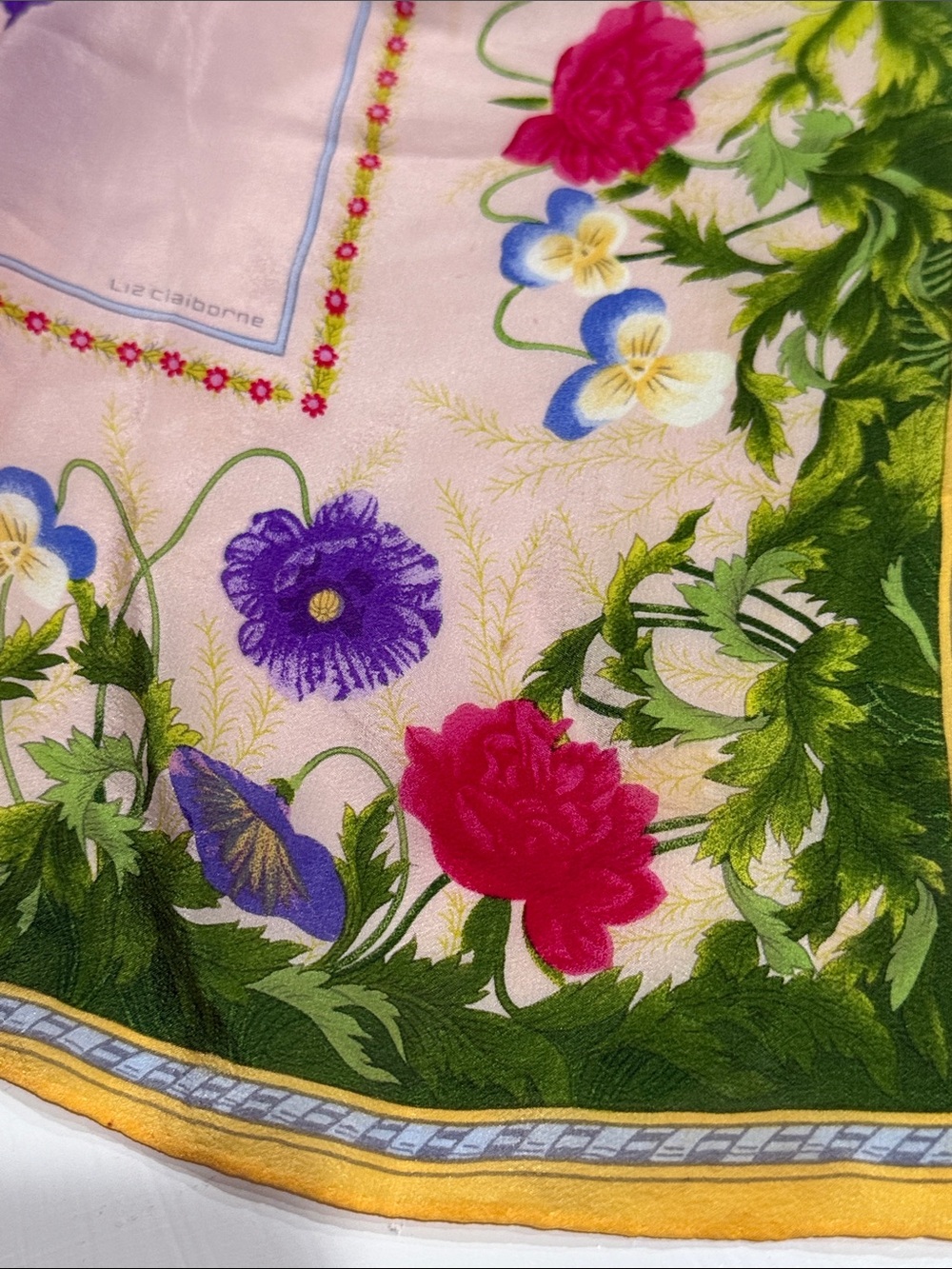 Liz Claiborne Pink Floral Silk Scarf 🧣 with Multicolor Blooms Pansy Viola